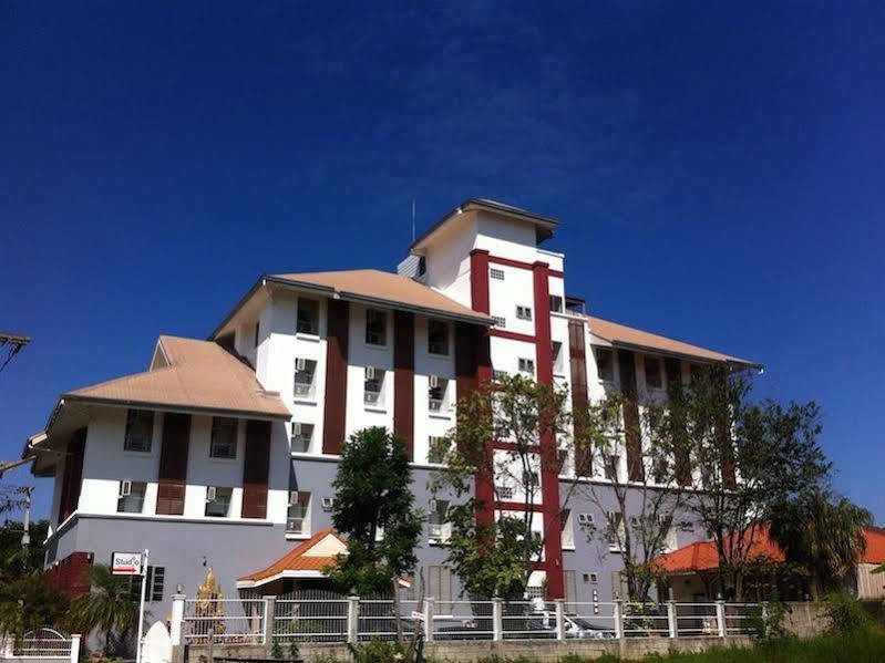 Studio Khon Kaen By Icheck Inn Exterior foto